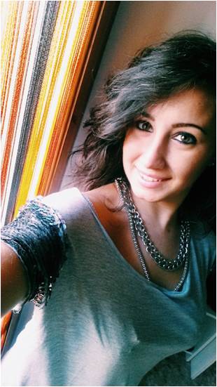 Emanuela Golemme Blogger @ Aboutcolours